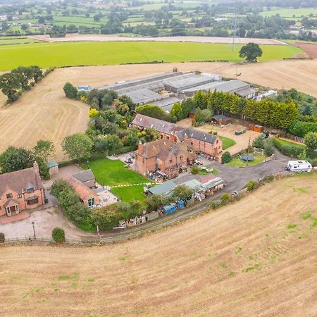 The Pigsty - 3 Bedroom Barn Conversion Coventry Eksteriør billede